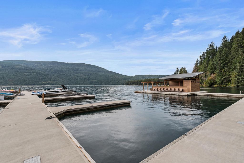 listing image 1106530647114811006