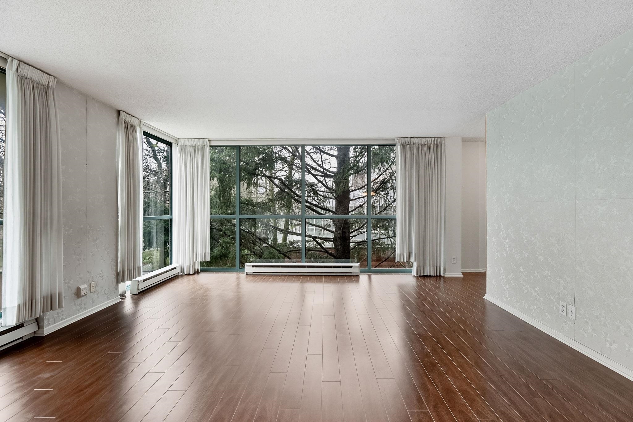 8811 Lansdowne Road 305