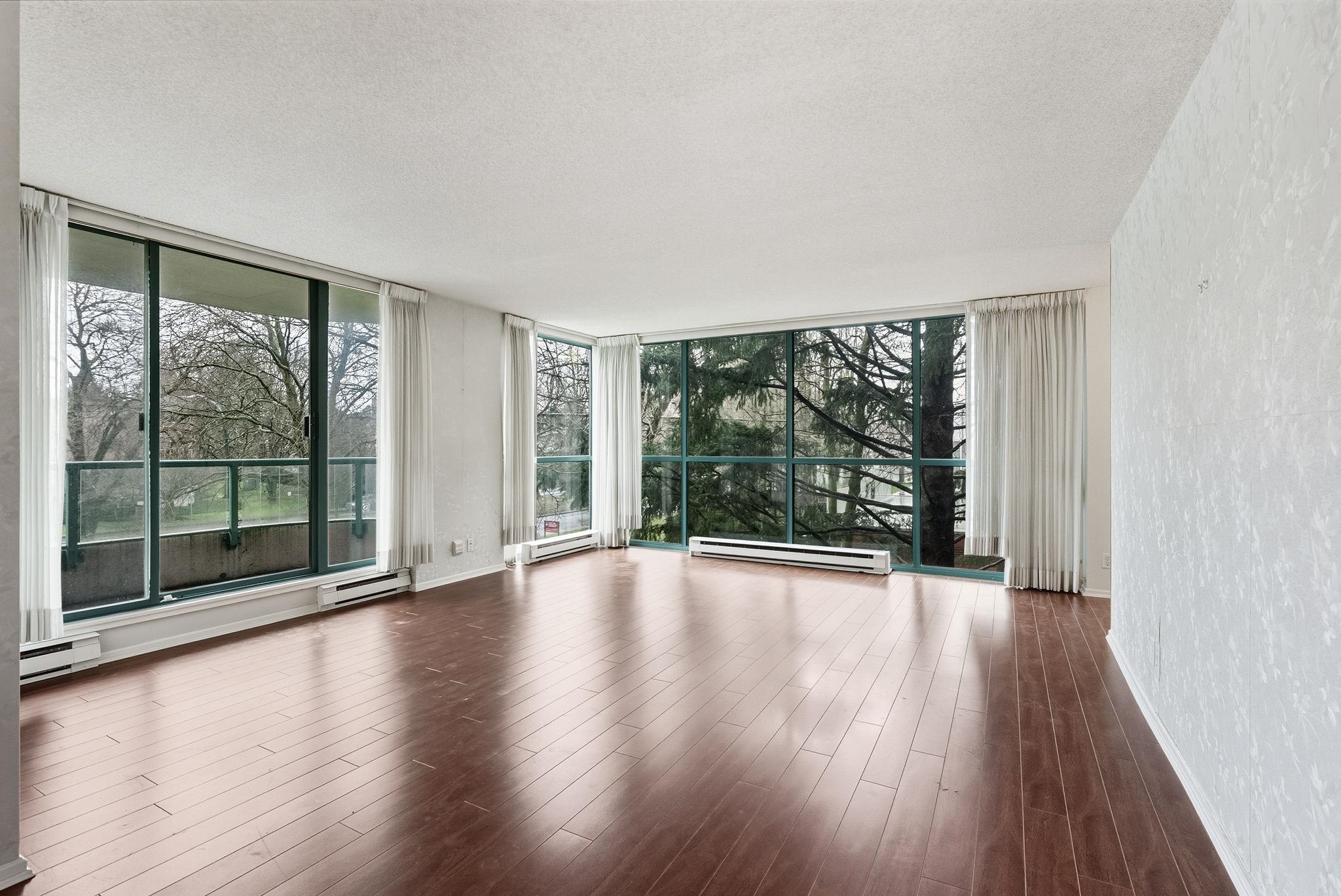 8811 Lansdowne Road 305