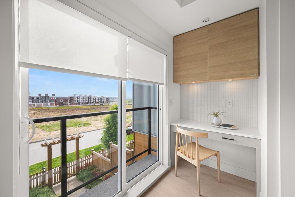 Photo of 20335 70a Avenue #43, Langley, BC V2Y 1S8 (MLS # R3126675)