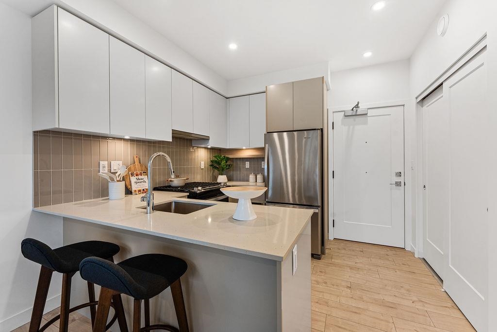 13788 76 Avenue 302
