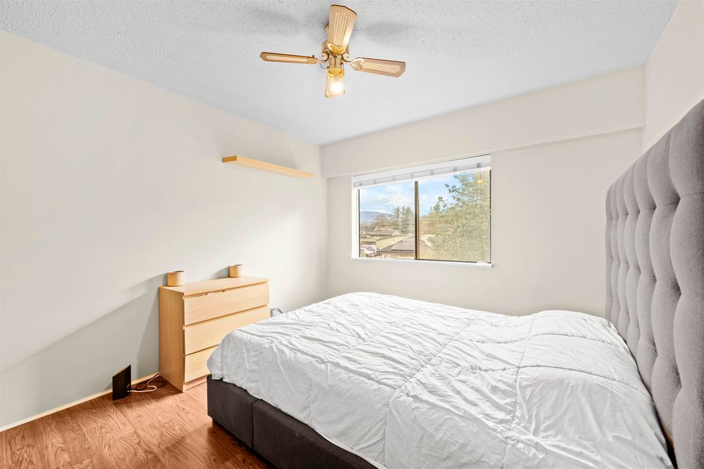 listing image 1101564314907612650