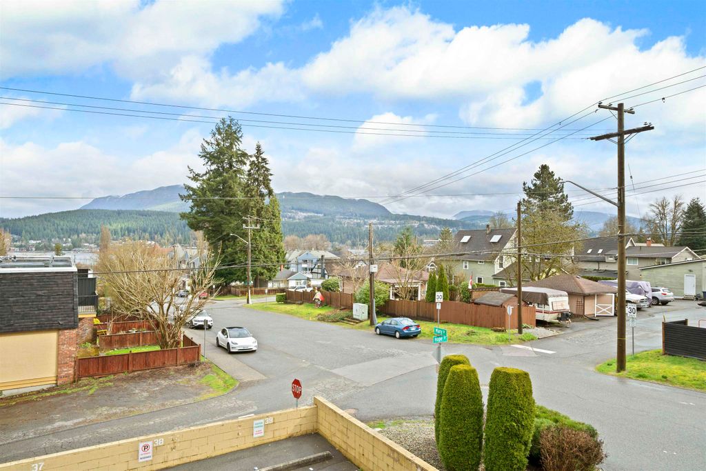 listing image 1106968711712644630