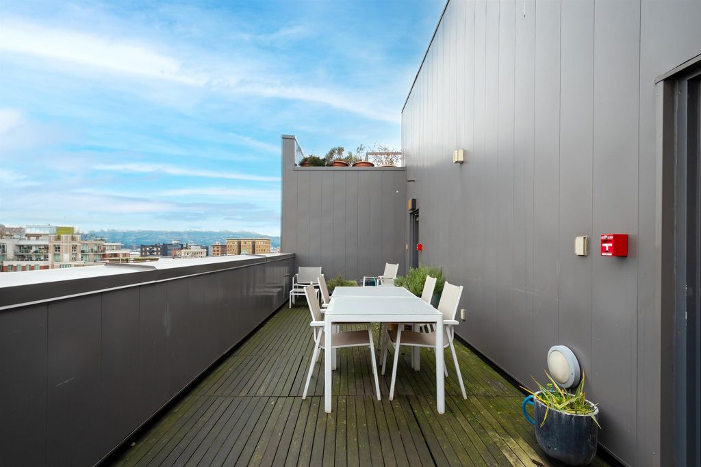 listing image 1108174530837323700