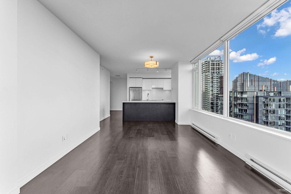listing image 1102865988783287561