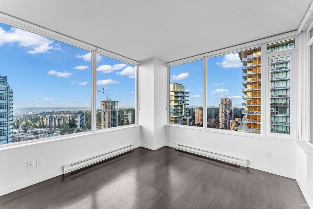 listing image 1100842743803771504