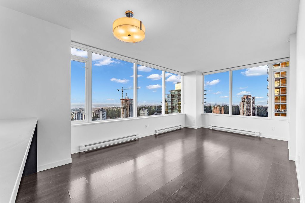 listing image 1109656623303265140