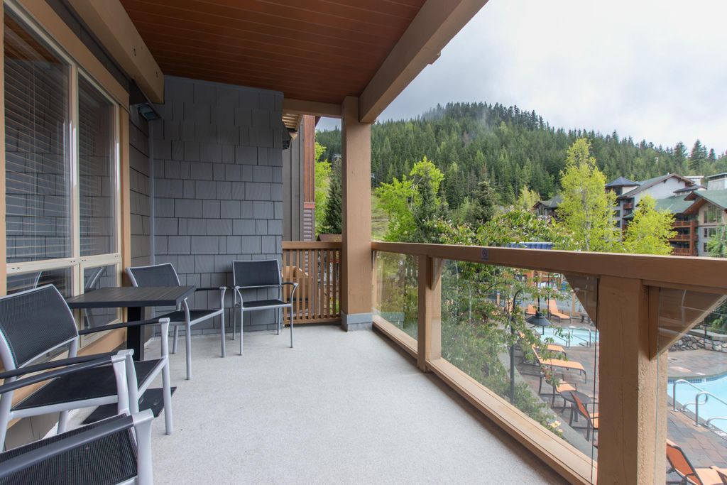listing image 1106843368872154121