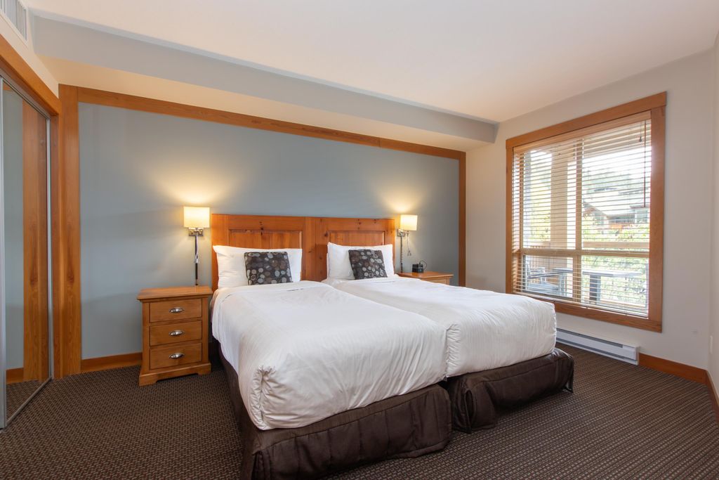 listing image 1109239372411660872
