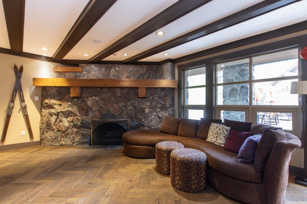 listing image 1101554566958253435