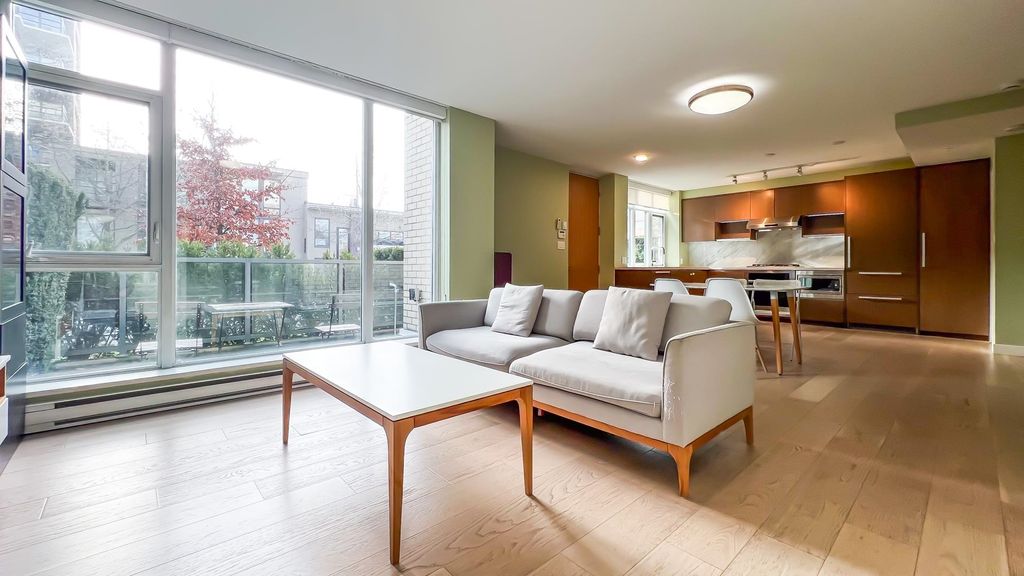 listing image 1103117474212716093