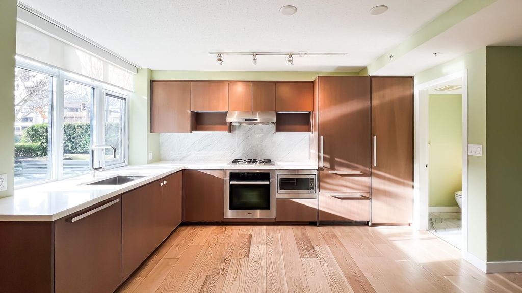 listing image 1109668438605249562