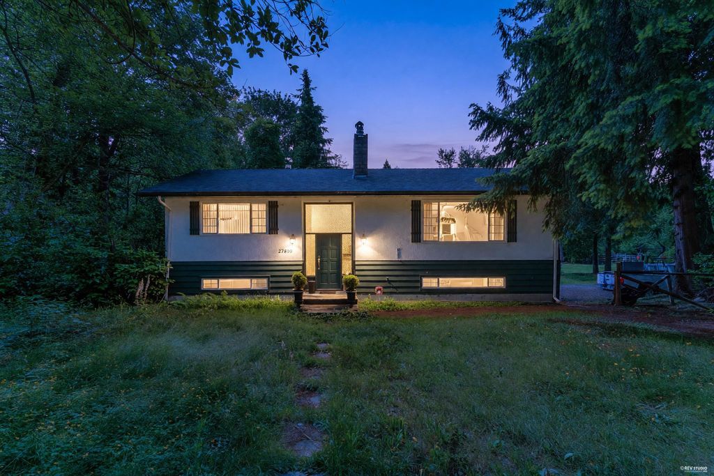 Photo of 27810 110 Avenue, Maple Ridge, BC V2W 1P6 (MLS # R3149236)