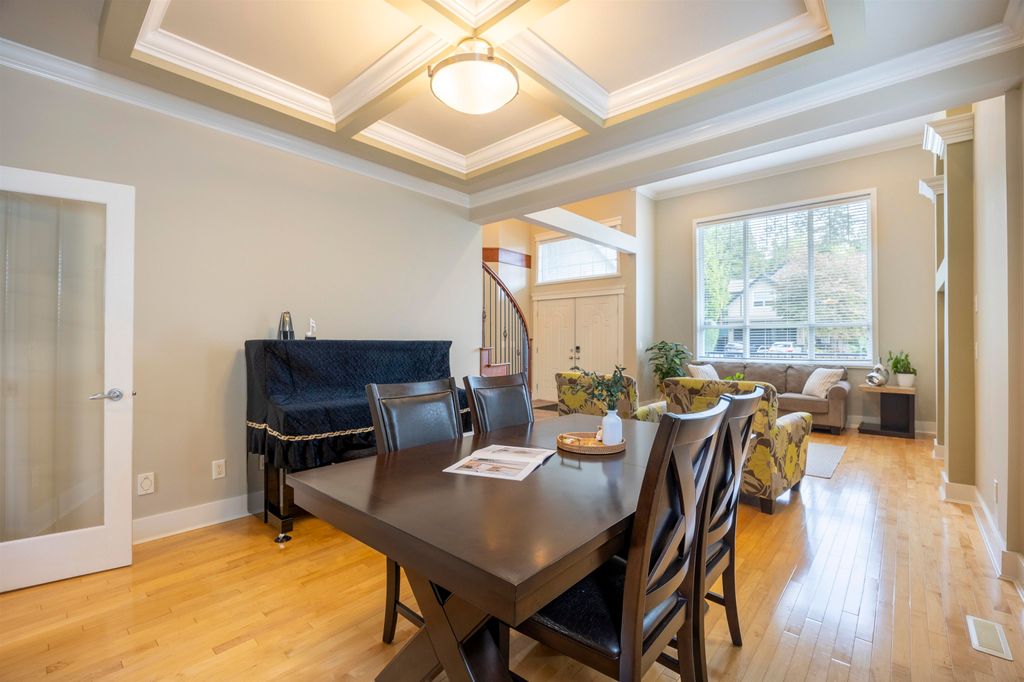 listing image 1106494375620707240