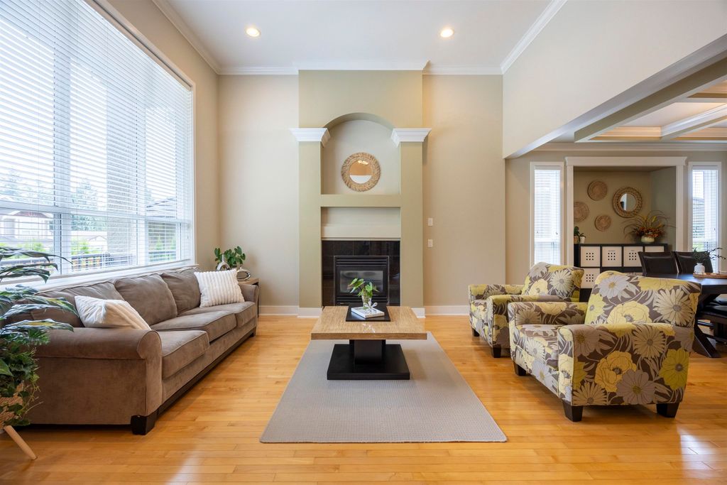 listing image 1101342859049945221