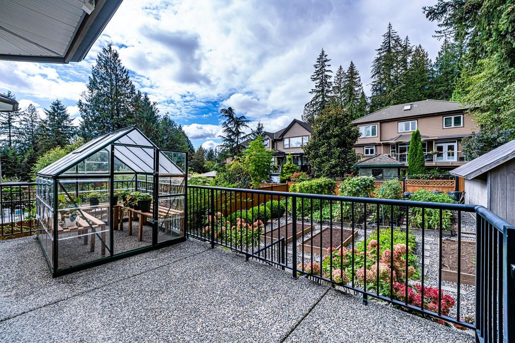 listing image 1104675075910112509