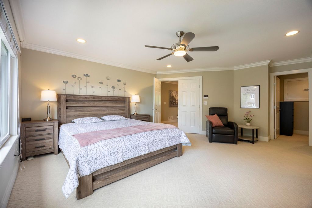 listing image 1109566319366402446