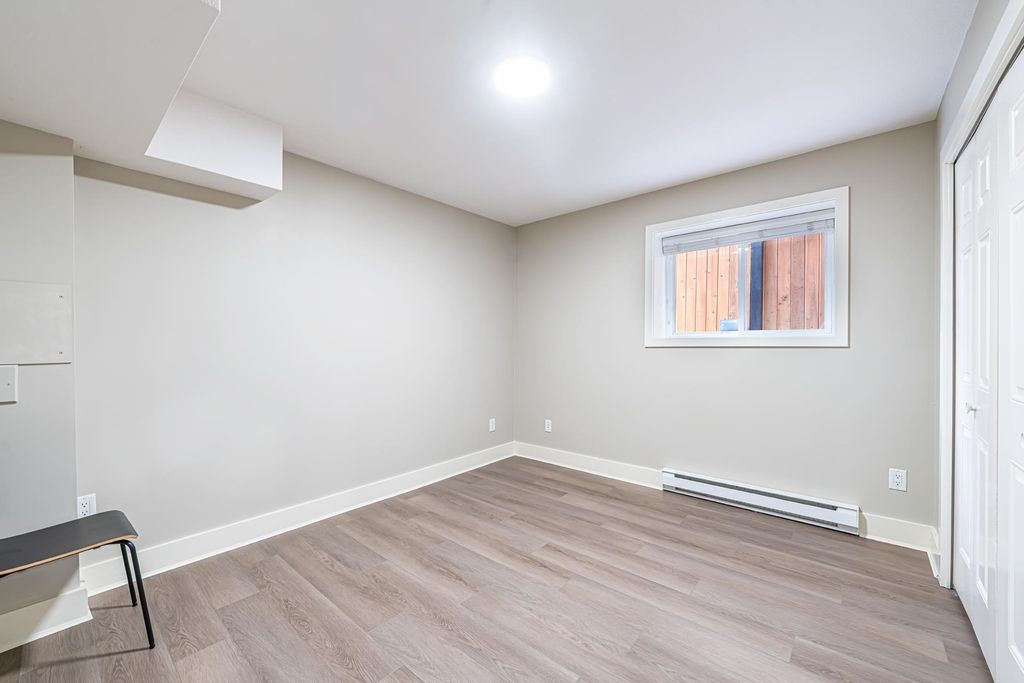 listing image 1108755221981767506