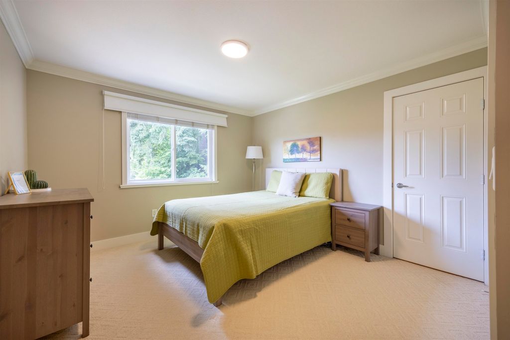 listing image 1101209841707332174