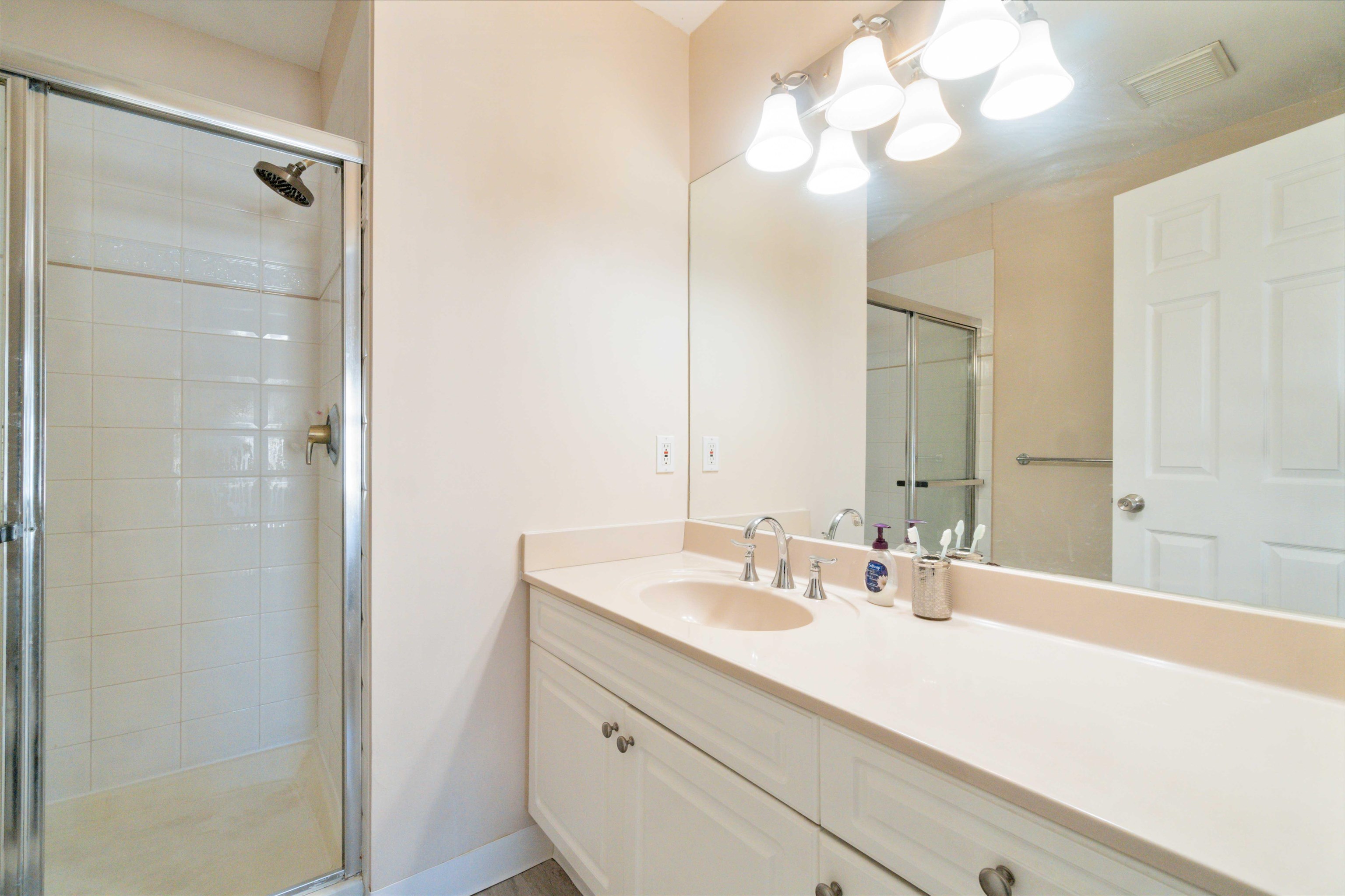 11571 Thorpe Road 60