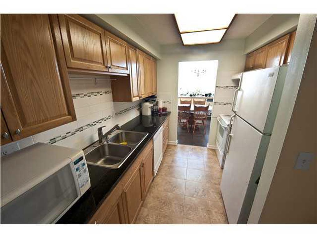 listing image 1105273183306393564