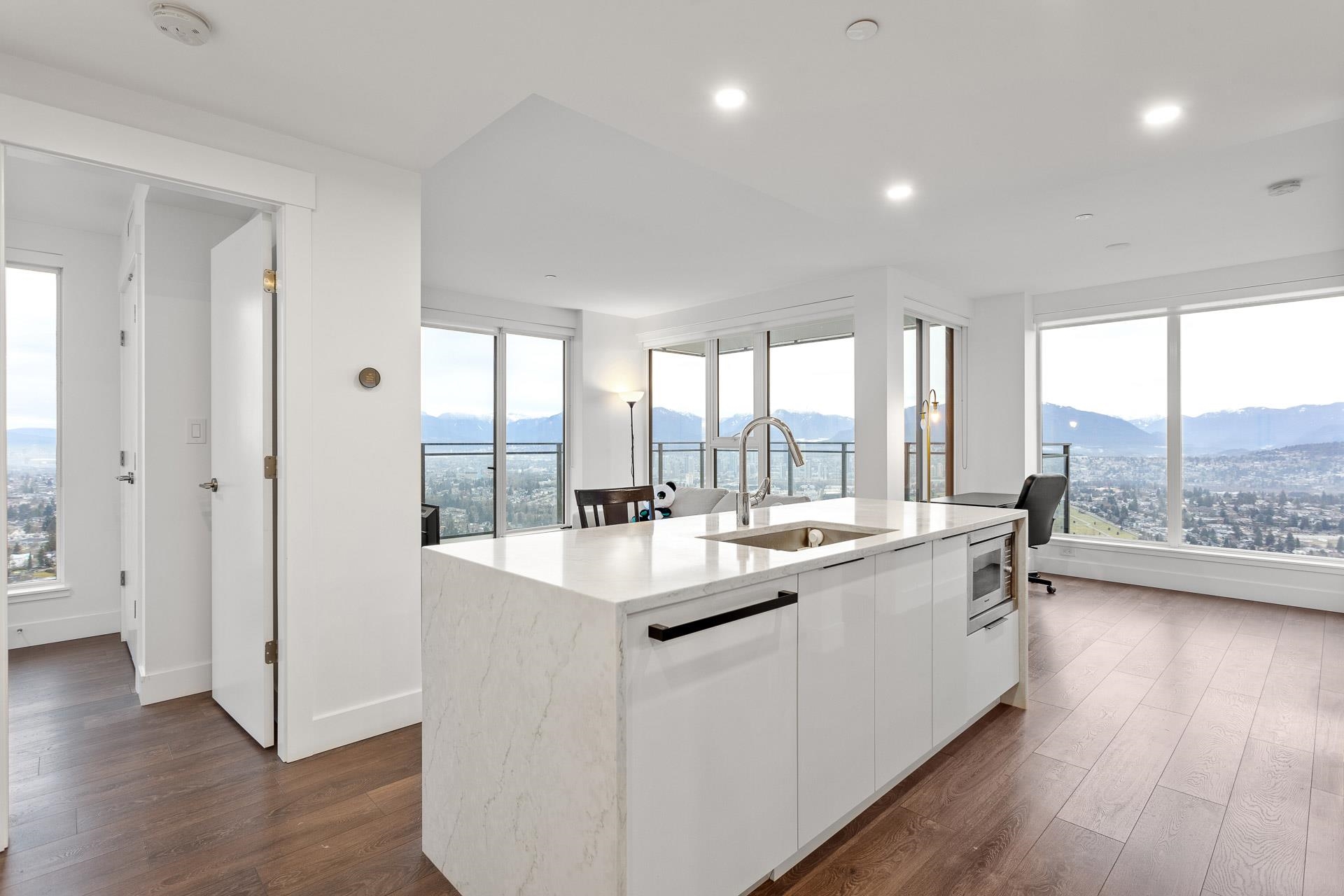 4711 Hazel Street 3608