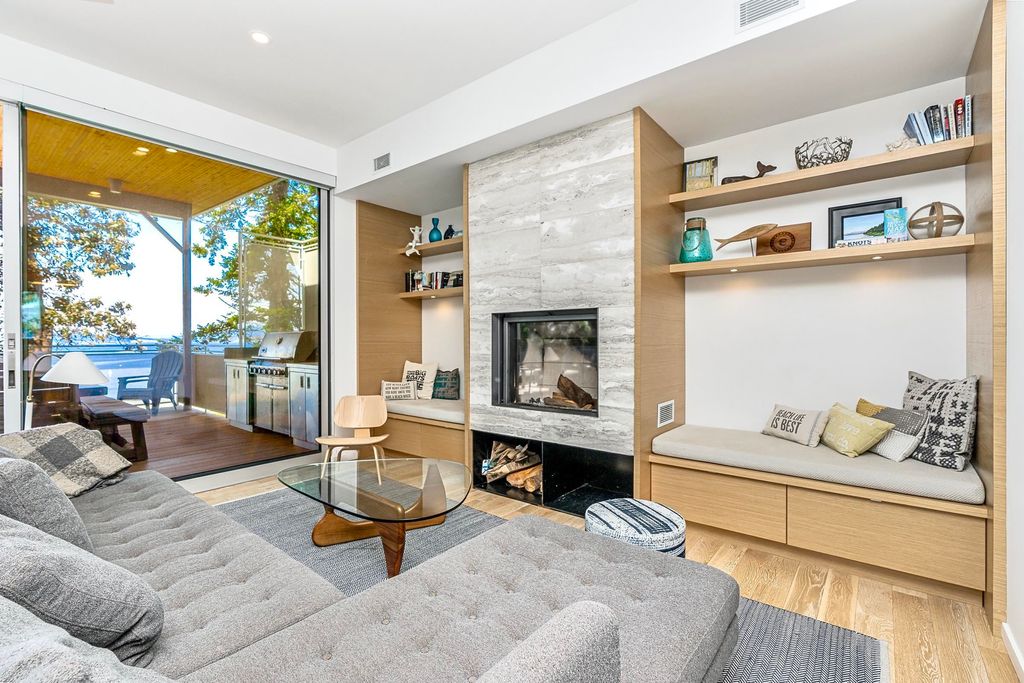 listing image 1104517916593691937