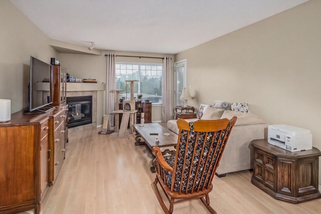 Photo of 2350 Westerly Street #301, Abbotsford, BC V2T 6T7 (MLS # R3146166)