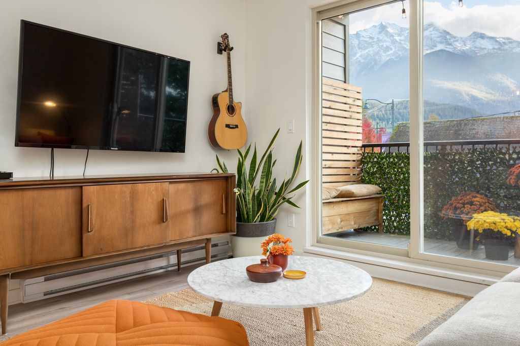 listing image 1100515095570938779