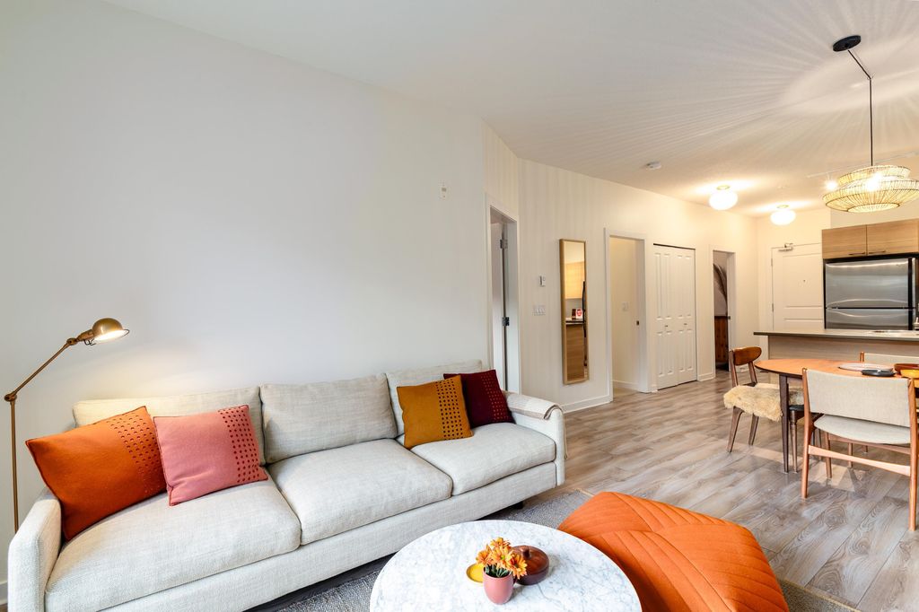 listing image 1108421337547491955