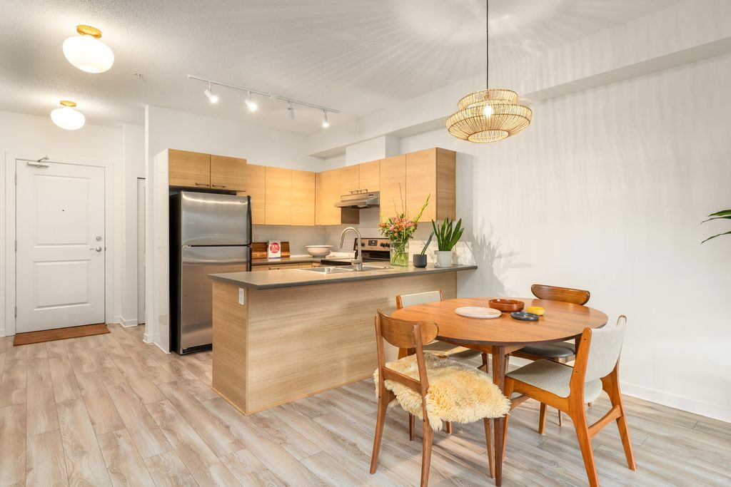 listing image 1104170515426549749