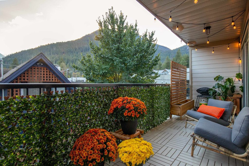 listing image 1108915221181230532