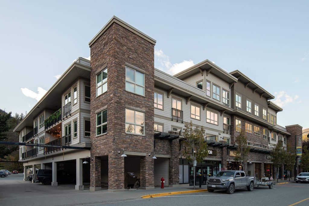 listing image 1104674137400462315