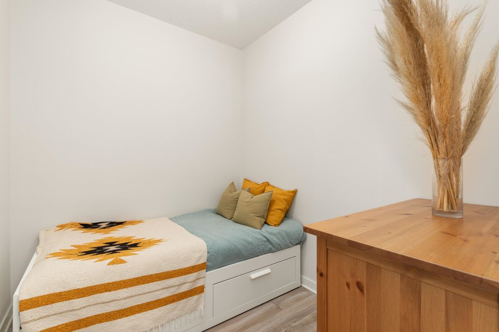 listing image 1108412331146589093