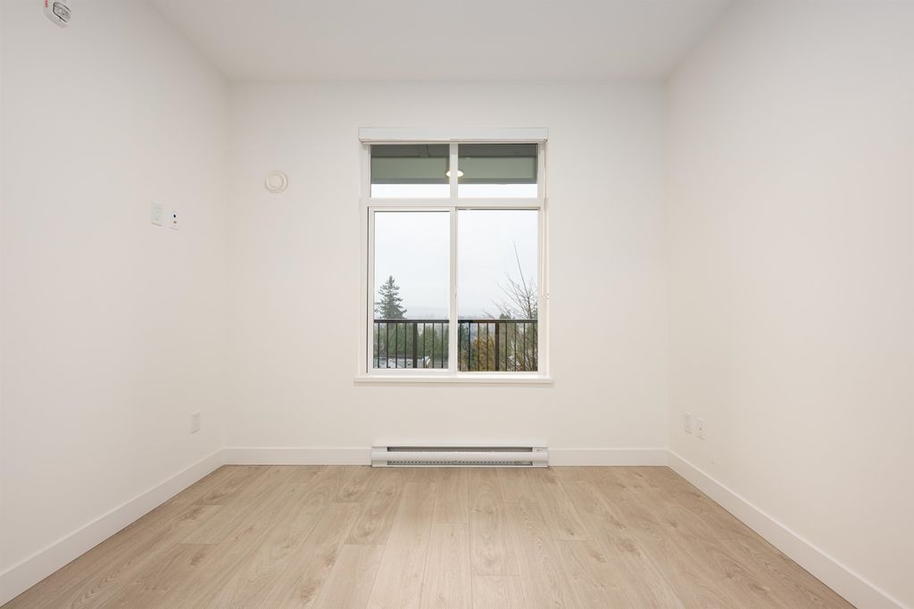 listing image 1103585751300809419