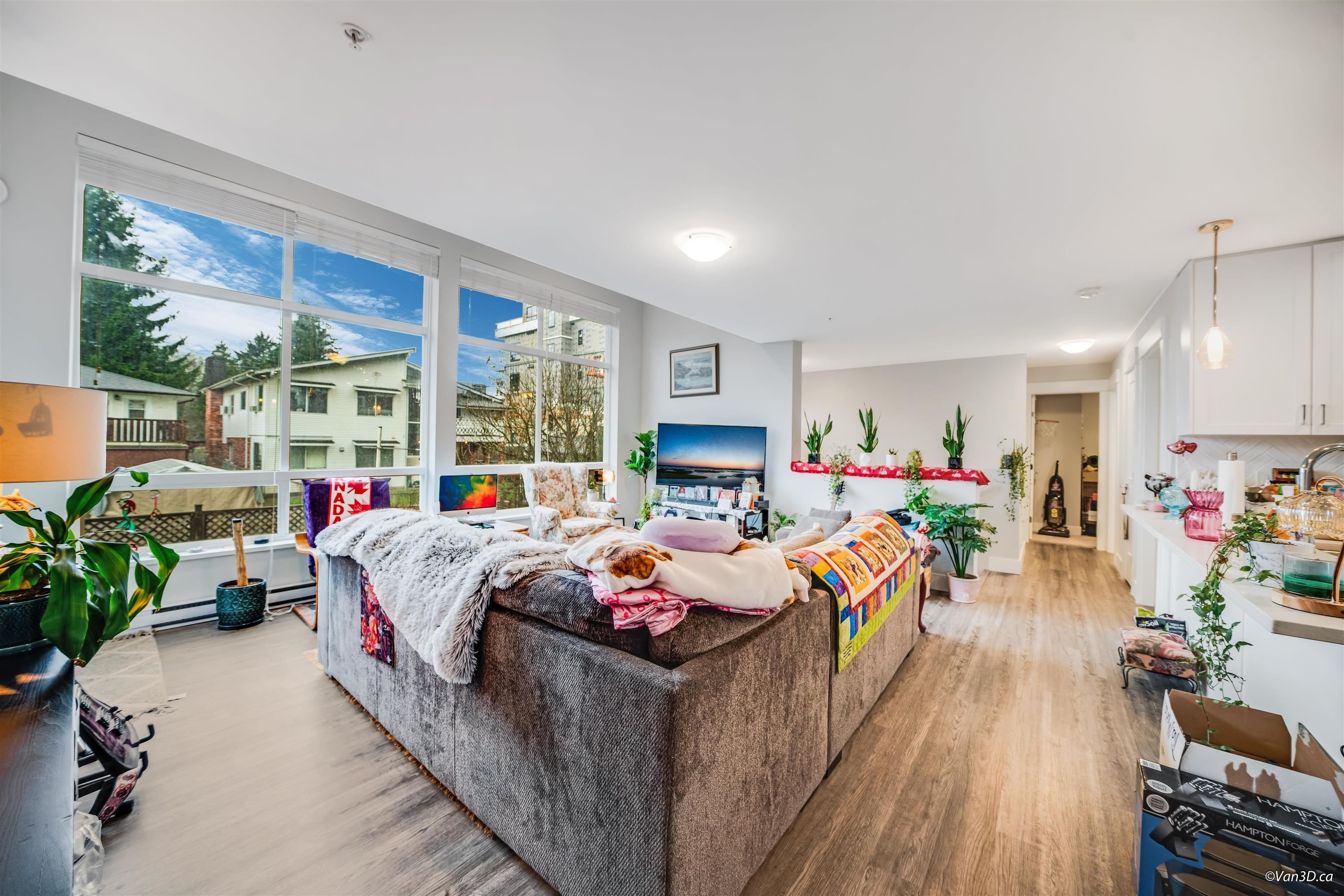 2180 Kelly Avenue 4170