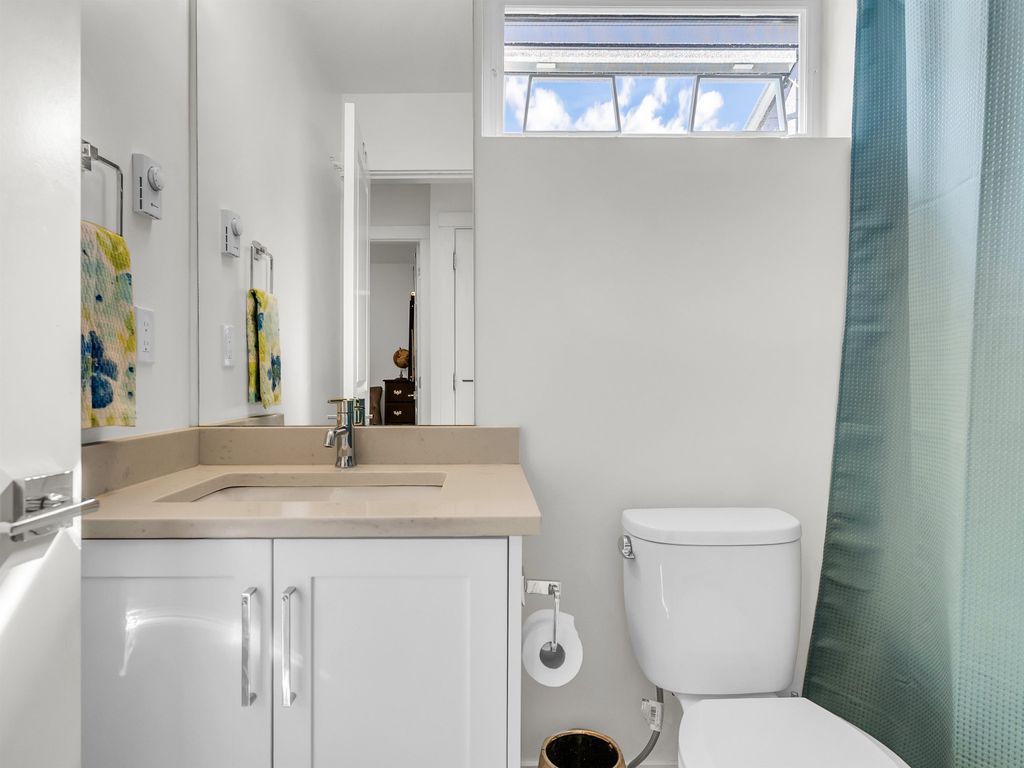 listing image 1108438131791587120