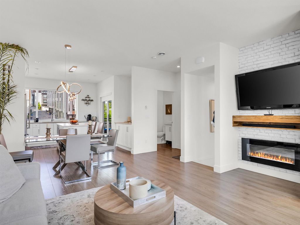 listing image 1100309205778919064