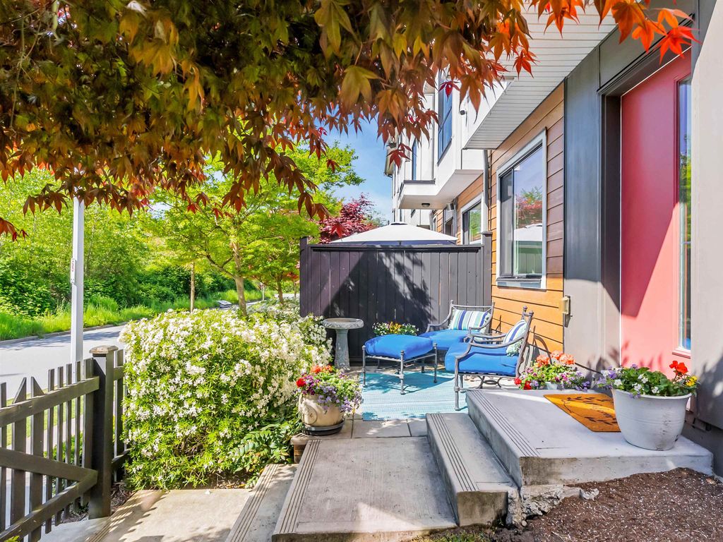listing image 1103256949413599483