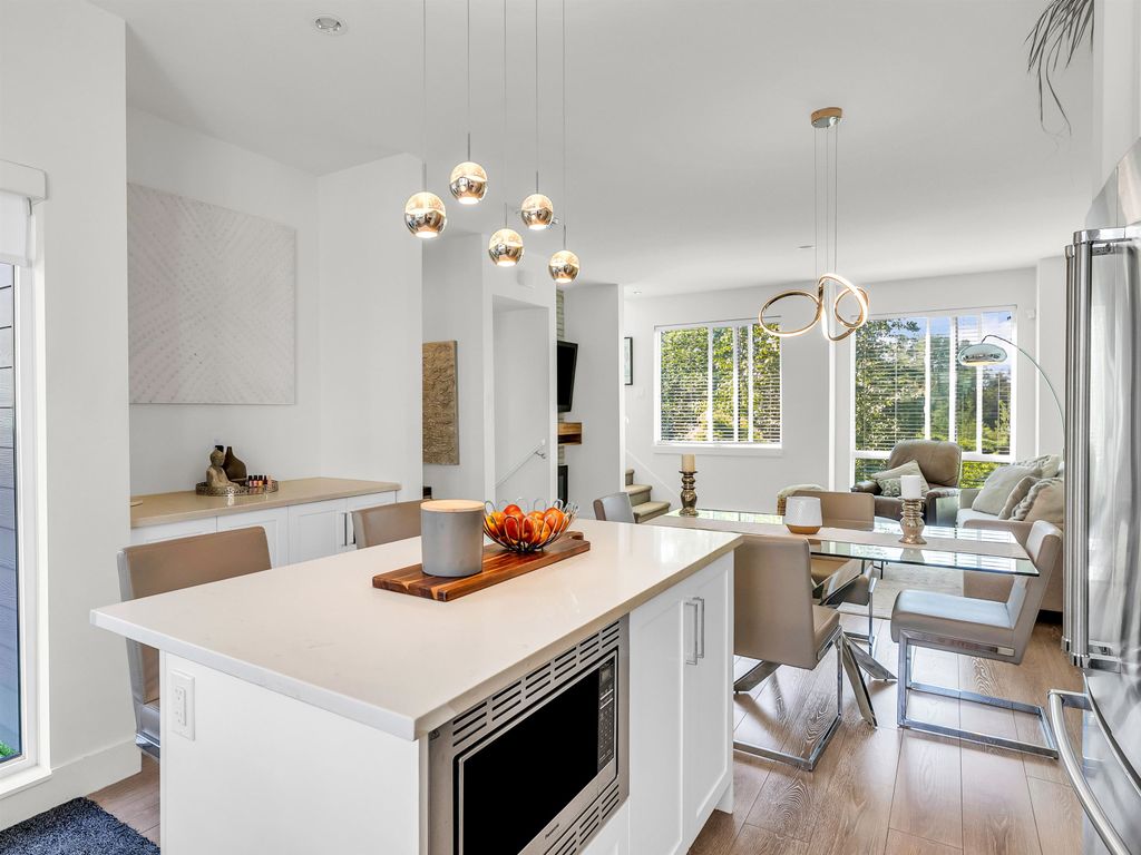 listing image 1106669635813937012