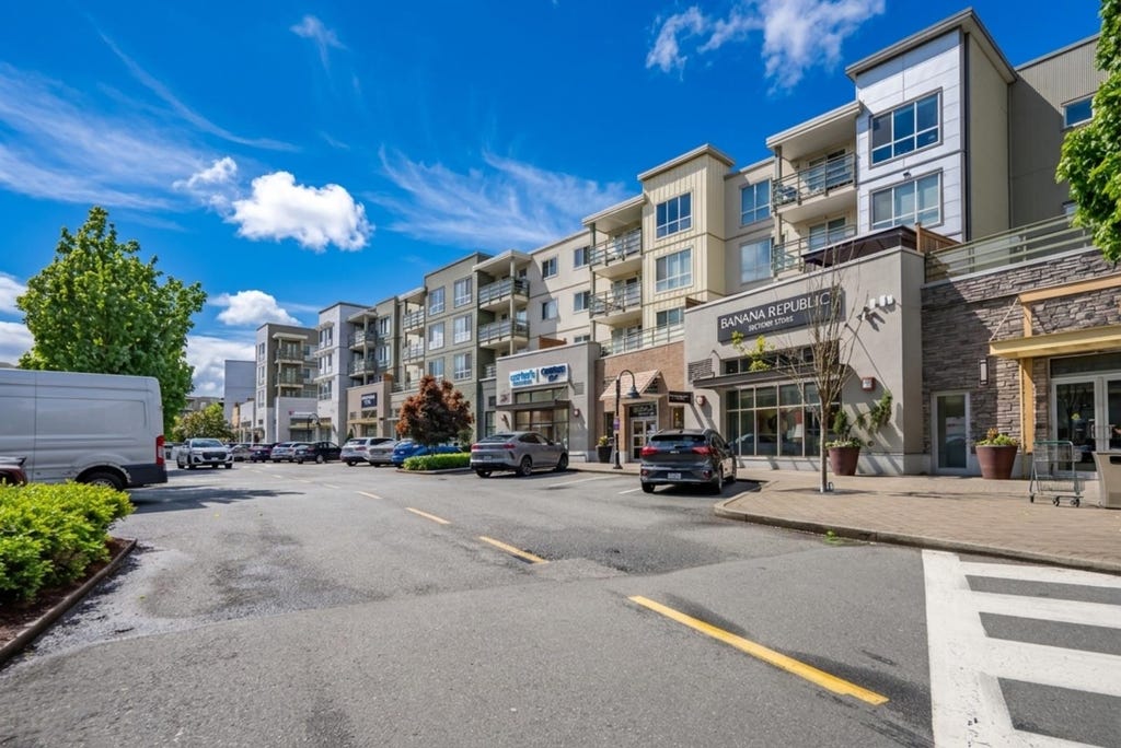 Photo of 15735 Croydon Drive #406, Surrey, BC V3Z 2L5 (MLS # R3148116)