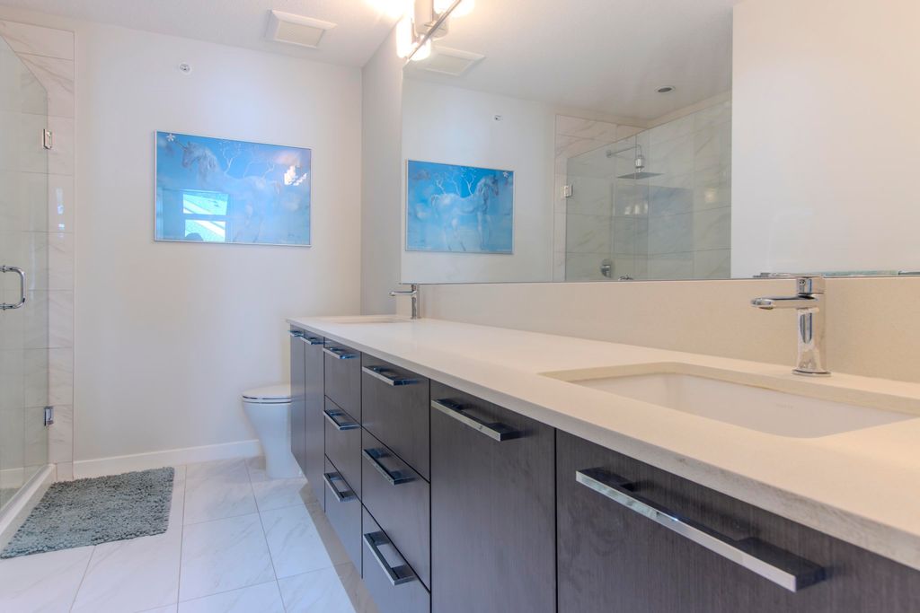 listing image 1100708986030354284