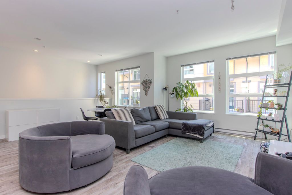 listing image 1101943262463136013