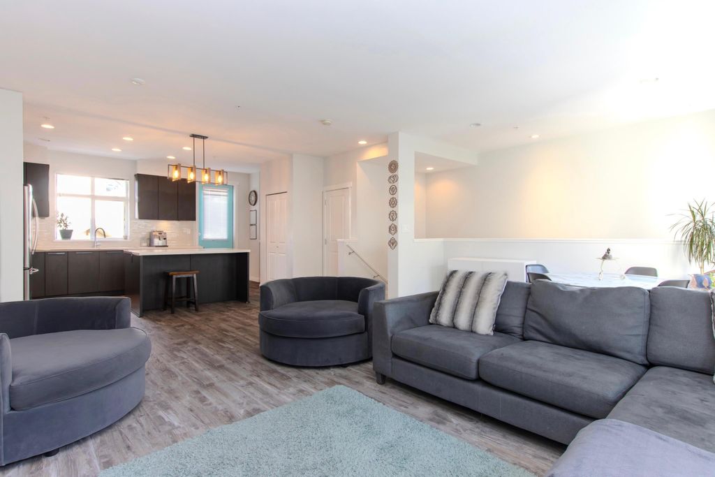 listing image 1107610427198045533