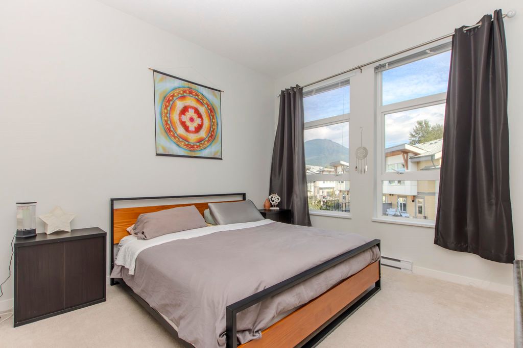 listing image 1102210870419162068