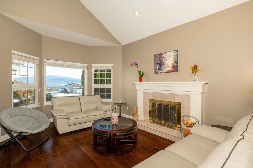 listing image 1103736212430554645