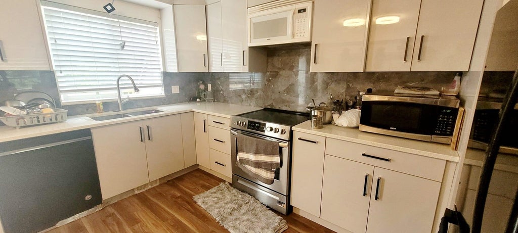 Photo of 12738 66 Avenue #16, Surrey, BC V3W 2A8 (MLS # R3148896)