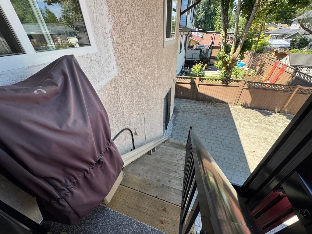listing image 1109016183698048318