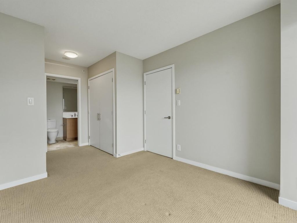 listing image 1102633018817201339
