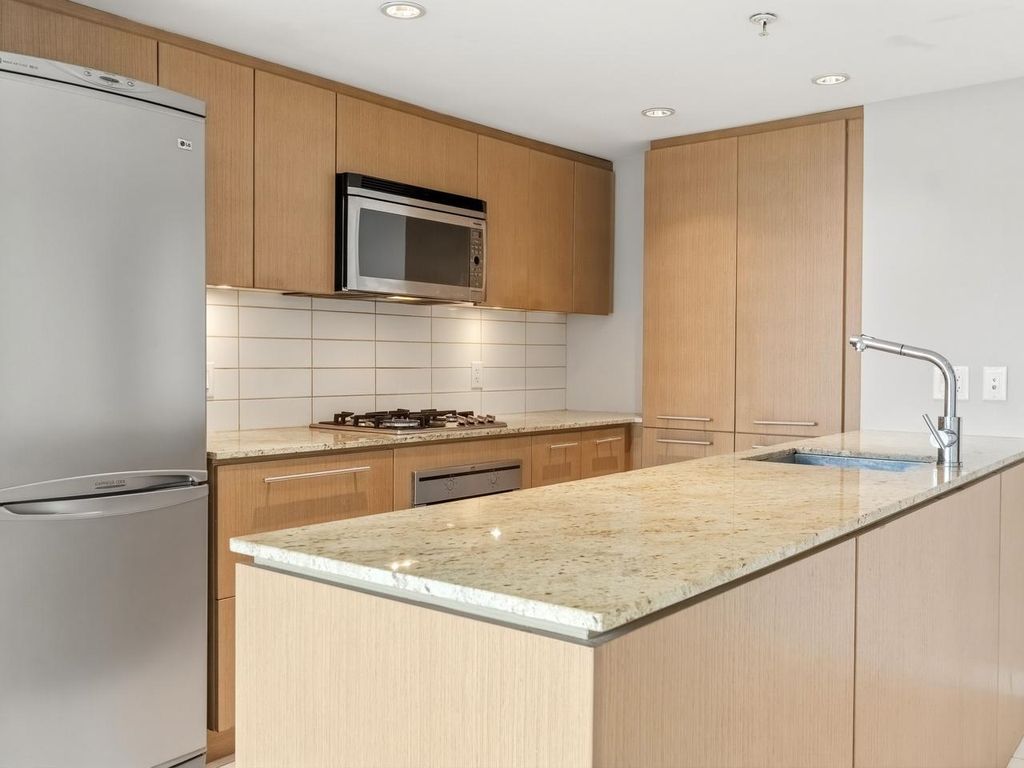 listing image 1100183555567949268